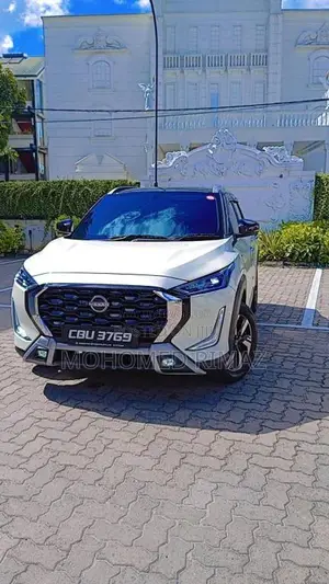 Nissan Magnite Tekna 2026 SUV (Used)