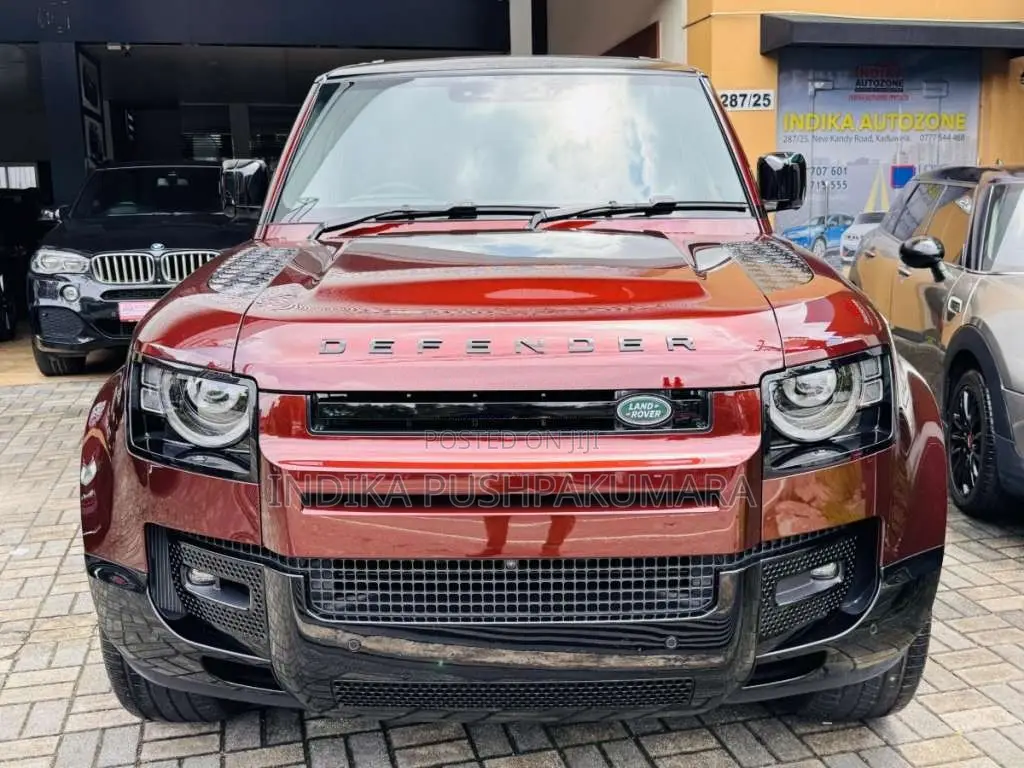 Land-Rover Defender Sedona Edition P300e 2025 SUV Brand New