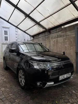 Mitsubishi Outlander 2015 SUV (Used)