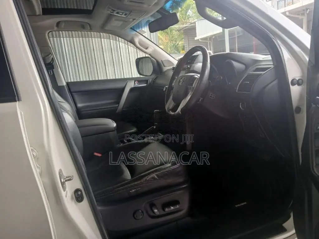 Toyota Prado 2015 SUV (Used)