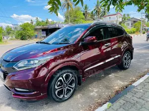 Honda Vezel 2014 SUV (Used)