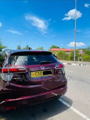 Honda Vezel 2014 SUV (Used)