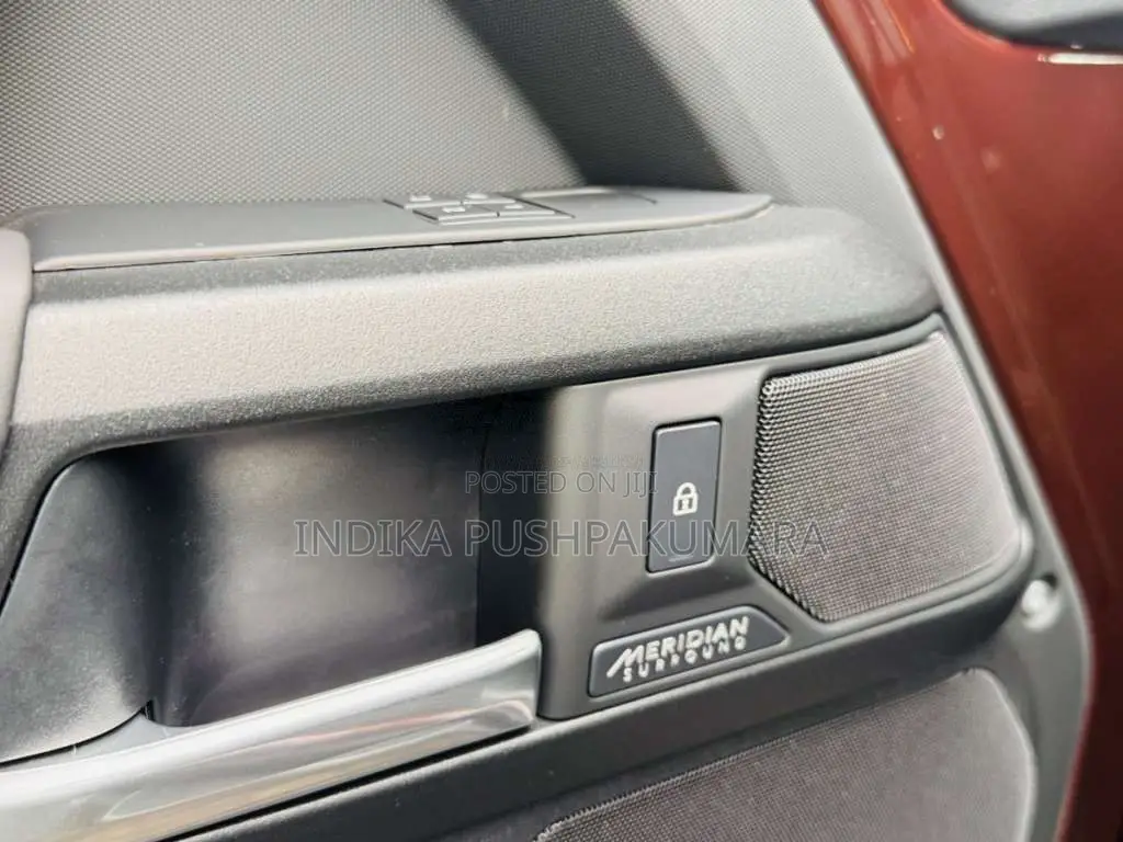 Land-Rover Defender Sedona Edition P300e 2025 SUV Brand New