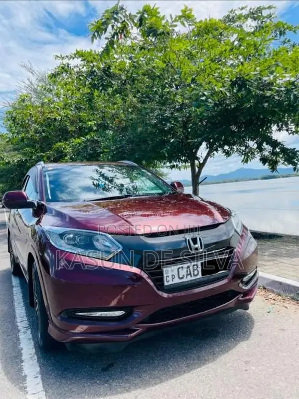 Honda Vezel 2014 SUV (Used)