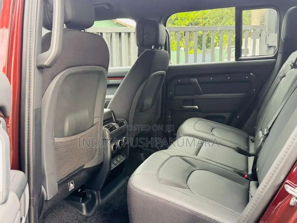 Land-Rover Defender Sedona Edition P300e 2025 SUV Brand New