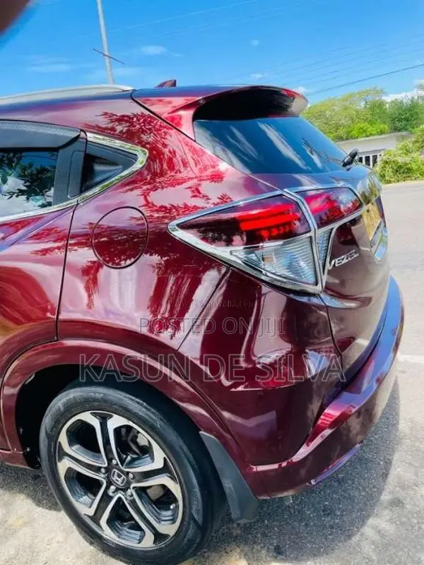 Honda Vezel 2014 SUV (Used)