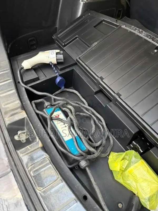 Mitsubishi Outlander 2015 SUV (Used)
