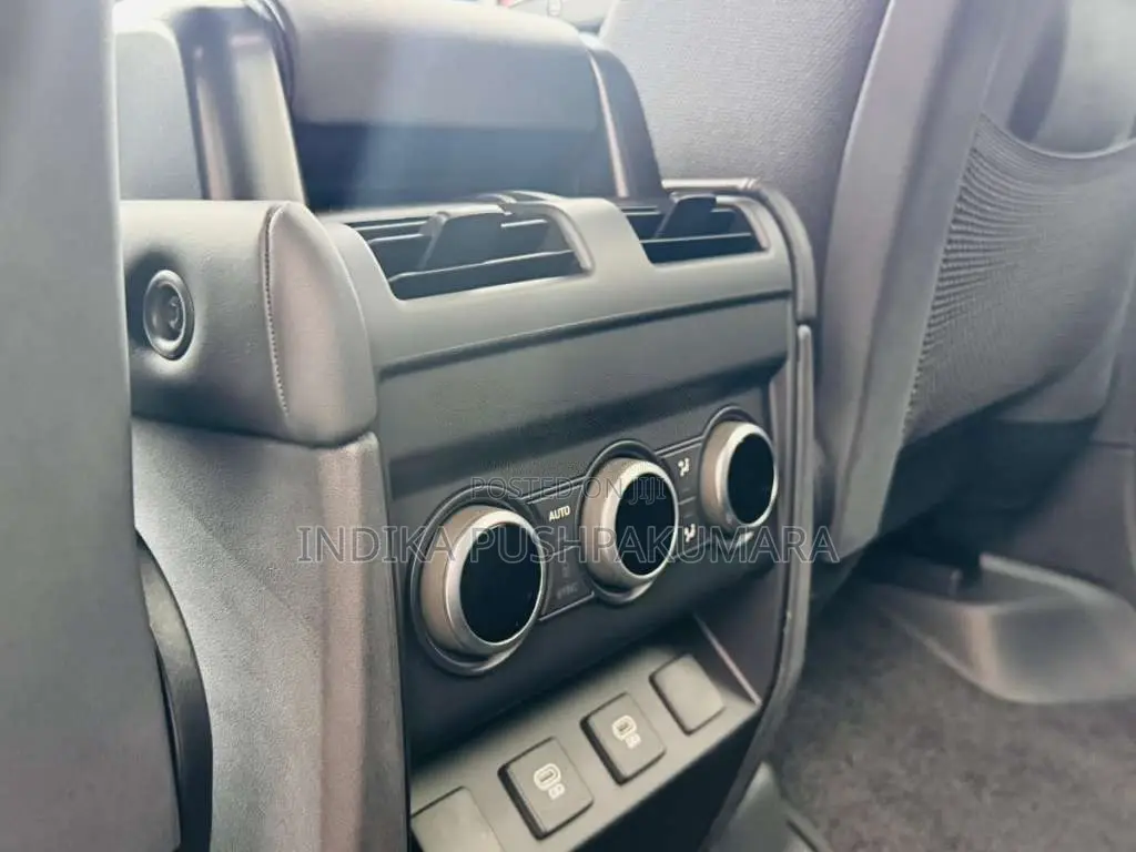 Land-Rover Defender Sedona Edition P300e 2025 SUV Brand New