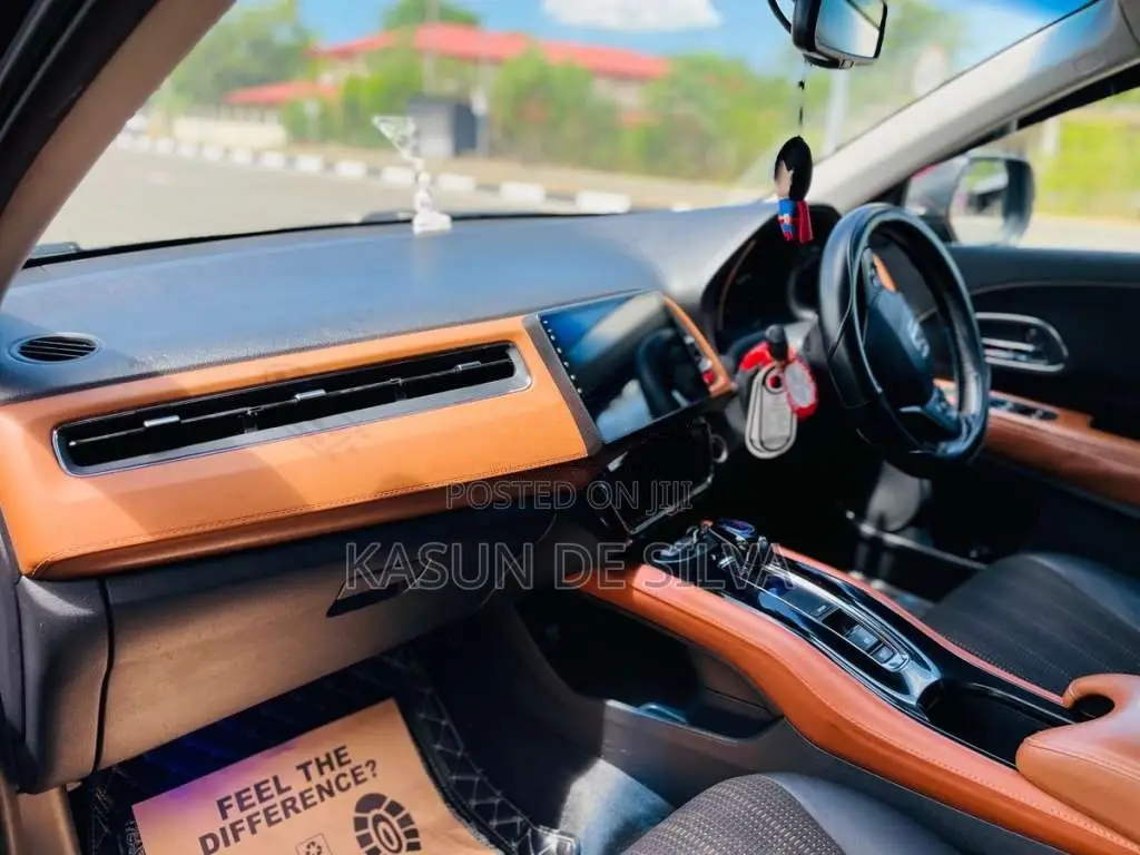 Honda Vezel 2014 SUV (Used)