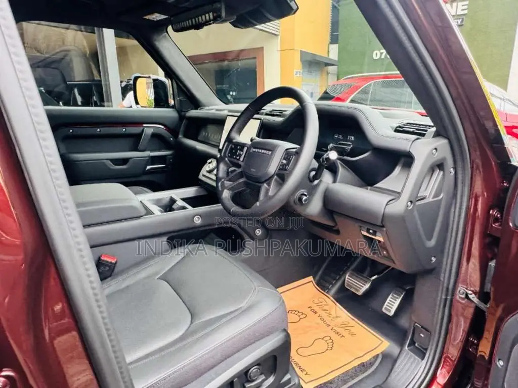 Land-Rover Defender Sedona Edition P300e 2025 SUV Brand New
