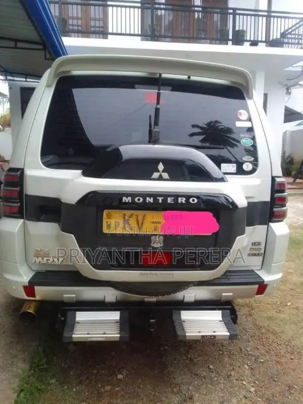 Mitsubishi Montero 2013 SUV (Used)