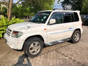 Mitsubishi PAJERO 2000 SUV (Used)