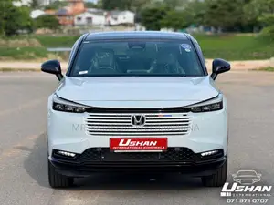 Honda Vezel Z PLAY MOONROOF 2026 SUV Brand New
