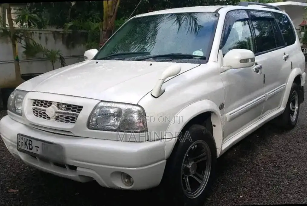 Suzuki Escudo 2005 SUV (Used)