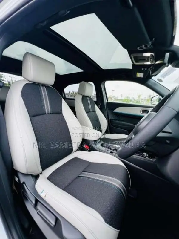 Honda Vezel Z PLAY MOONROOF 2026 SUV Brand New