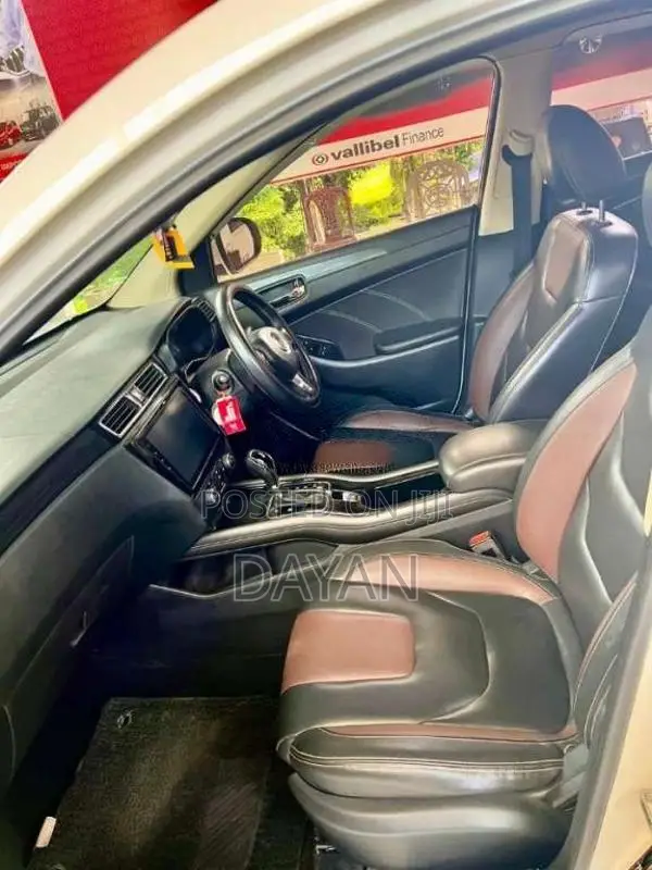 DFSK Glory 2021 SUV (Used)