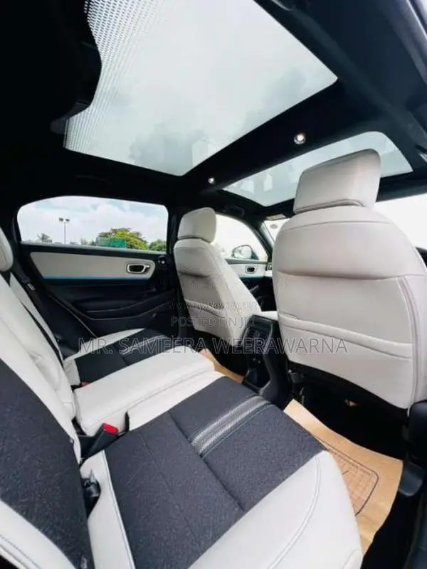 Honda Vezel Z PLAY MOONROOF 2026 SUV Brand New