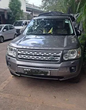 Land-Rover Freelander 2 2012 SUV (Used)