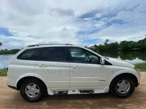 Micro Kyron 2008 SUV (Used)