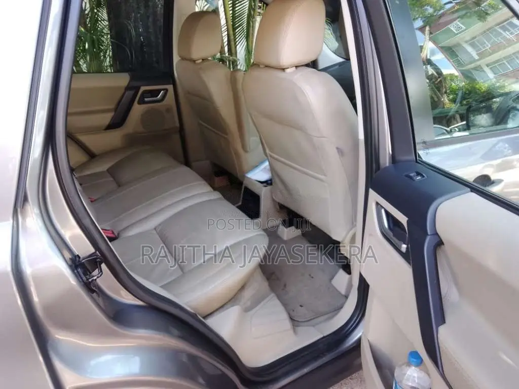 Land-Rover Freelander 2 2012 SUV (Used)