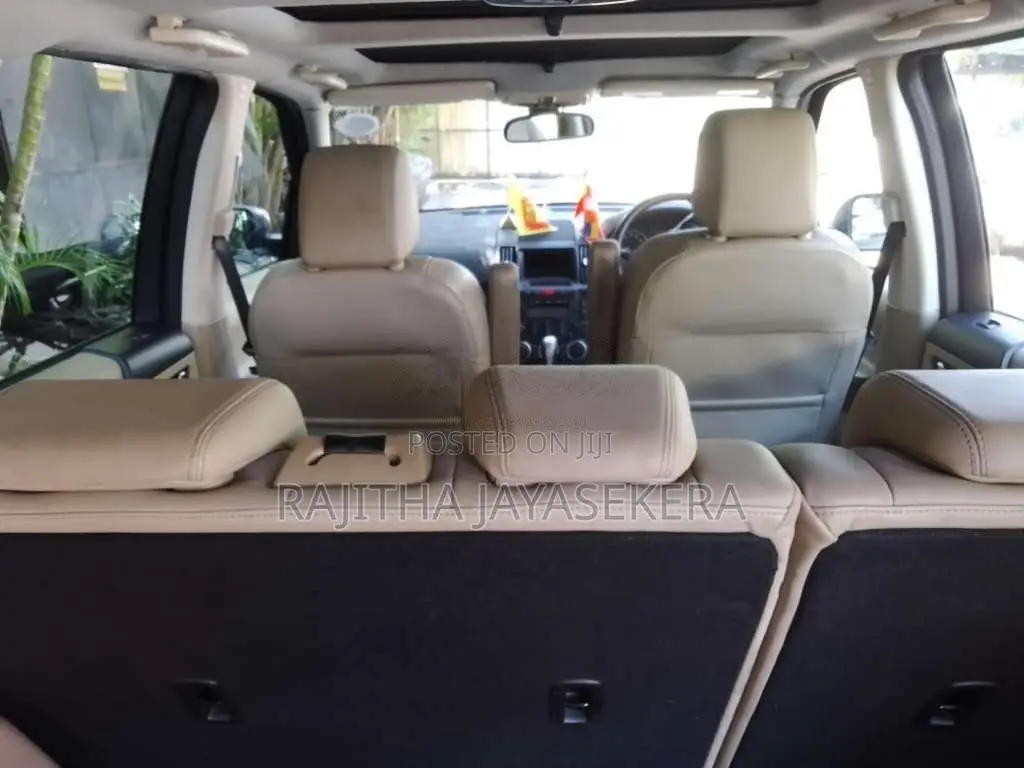 Land-Rover Freelander 2 2012 SUV (Used)