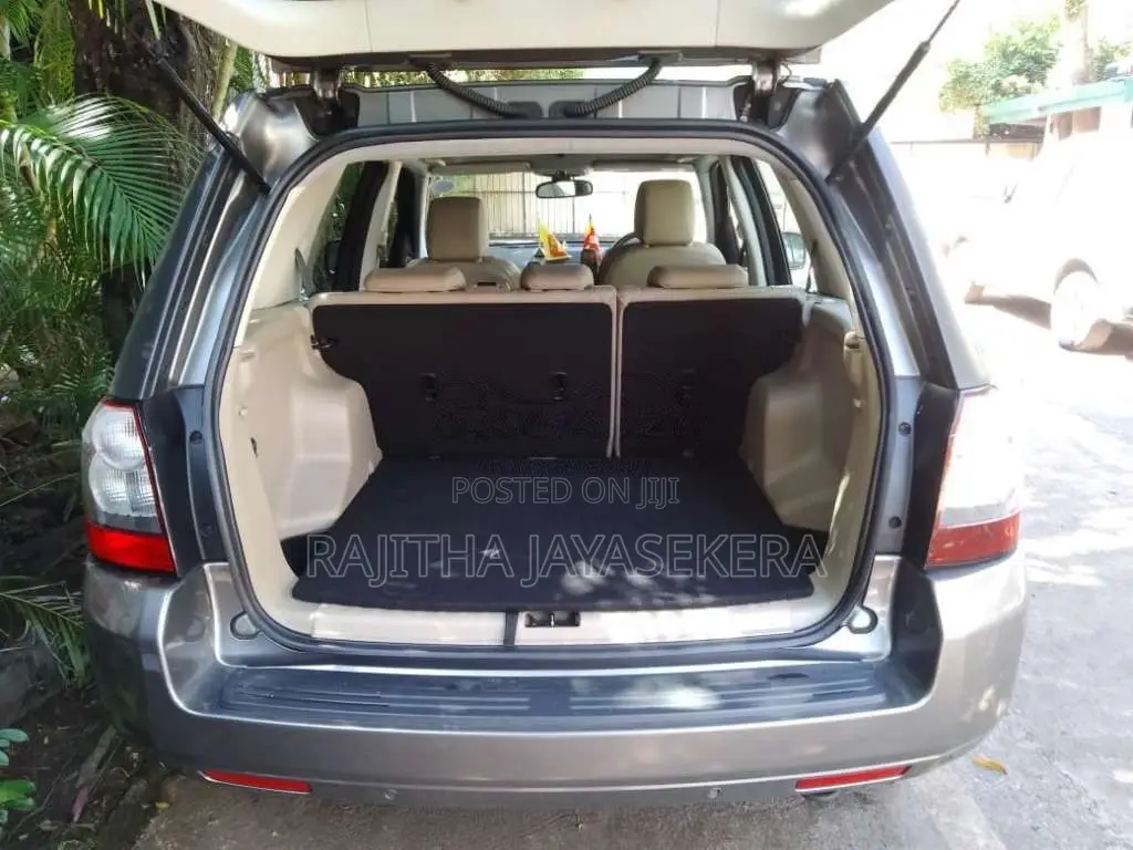 Land-Rover Freelander 2 2012 SUV (Used)