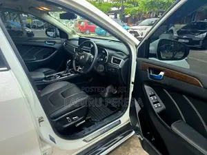 DFSK Glory I-Auto 2024 SUV (Used)