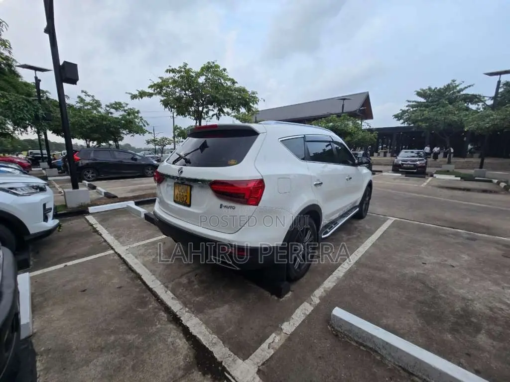 DFSK Glory I-Auto 2024 SUV (Used)