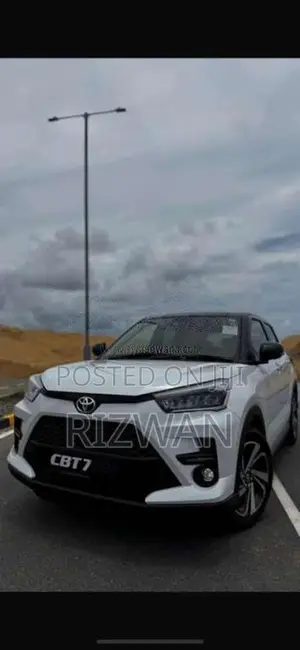 Toyota Raize 2025 SUV (Used)