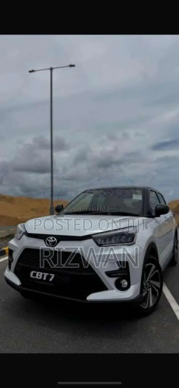 Toyota Raize 2025 SUV (Used)