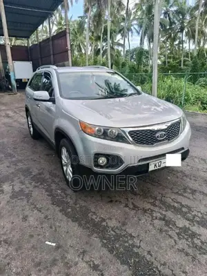 Kia Sorento 2011 SUV (Used)