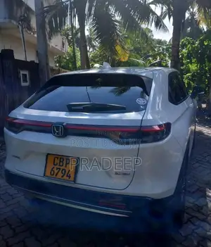 Honda Vezel Z 2023 SUV (Used)