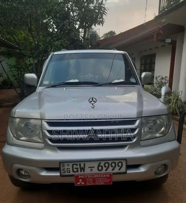 Mitsubishi Pajero GDI 2000 SUV (Used)