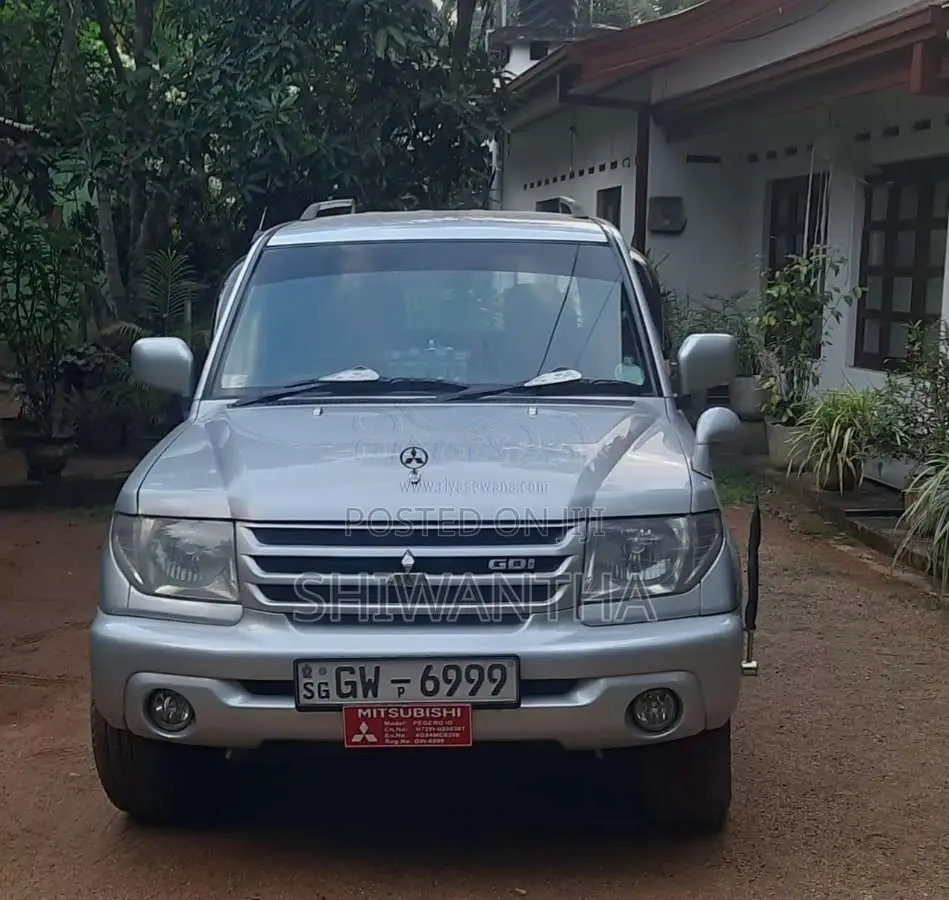 Mitsubishi Pajero GDI 2000 SUV (Used)