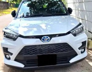 Toyota Raize Hybrid 2025 SUV Brand New