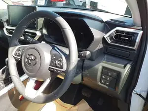 Toyota Raize Hybrid 2025 SUV Brand New