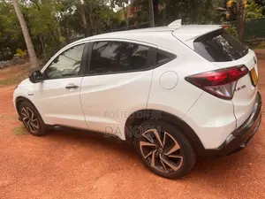 Honda Vezel 2017 SUV (Used)