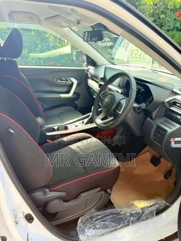 Toyota Raize 2025 SUV Unregistered (Recondition)