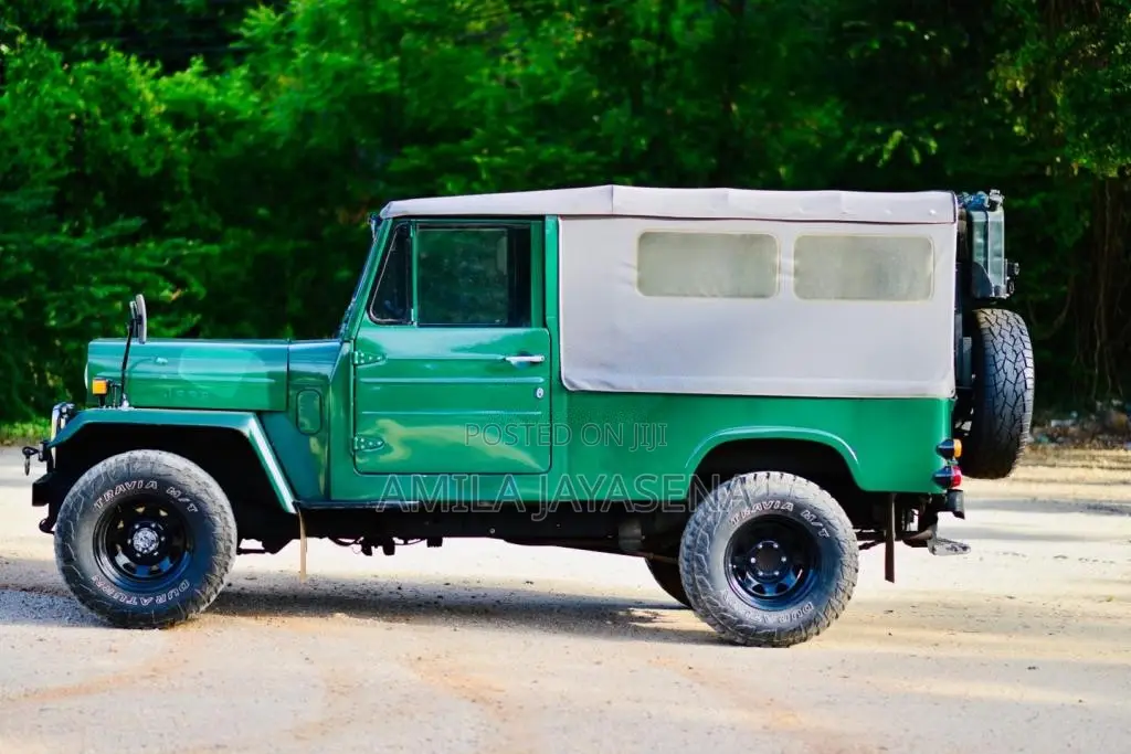 Mitsubishi 4DR5 1980 SUV (Used)