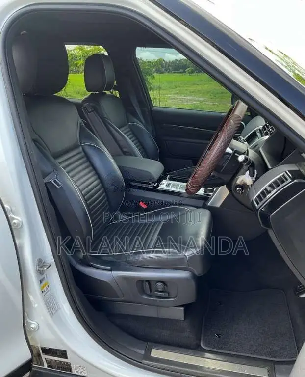 Land-Rover Discovery 5 HSE 2019 SUV (Used)