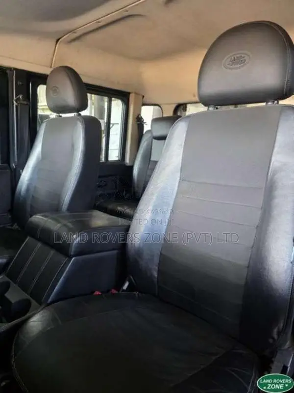Land-Rover Defender 110 2002 SUV (Used)