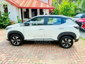 Nissan Magnite Tekna Plus 2025 SUV (Used)