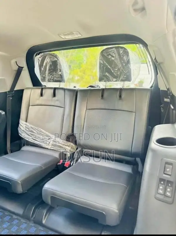 Toyota Land Cruiser Prado 150 2015 SUV (Used)