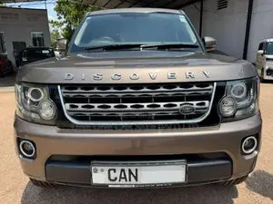 Land-Rover Discovery 4 S SDV6 2015 SUV (Used)