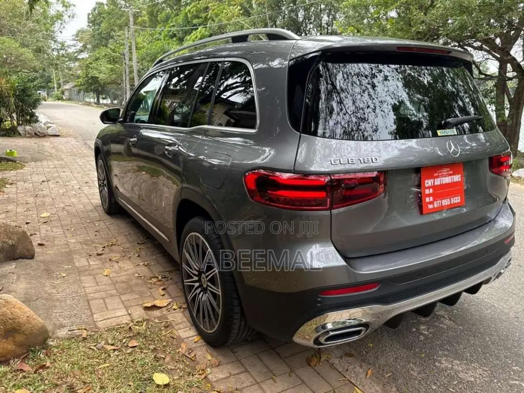 Mercedes-Benz GLB 180 2024 SUV Unregistered (Recondition)