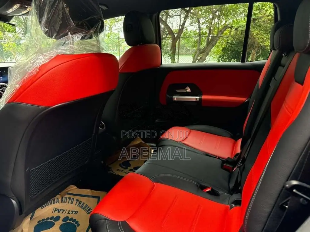 Mercedes-Benz GLB 180 2024 SUV Unregistered (Recondition)