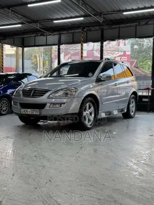 Micro Kyron 2011 SUV (Used)