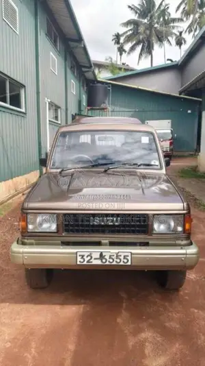 Isuzu Trooper 1989 SUV (Used)