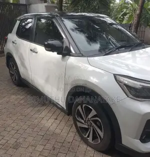 Toyota Raize 2020 SUV (Used)