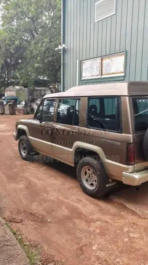 Isuzu Trooper 1989 SUV (Used)